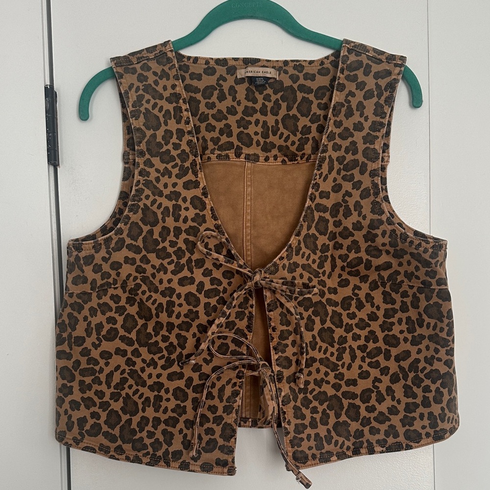 American Eagle Outfitters Leopard Print Top